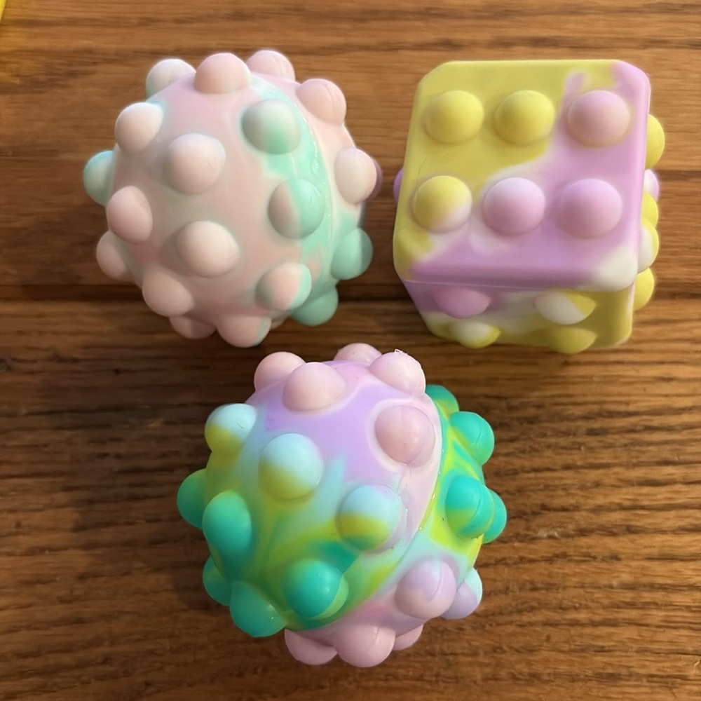 Fidget Toy Bundle - Picture 5 of 13